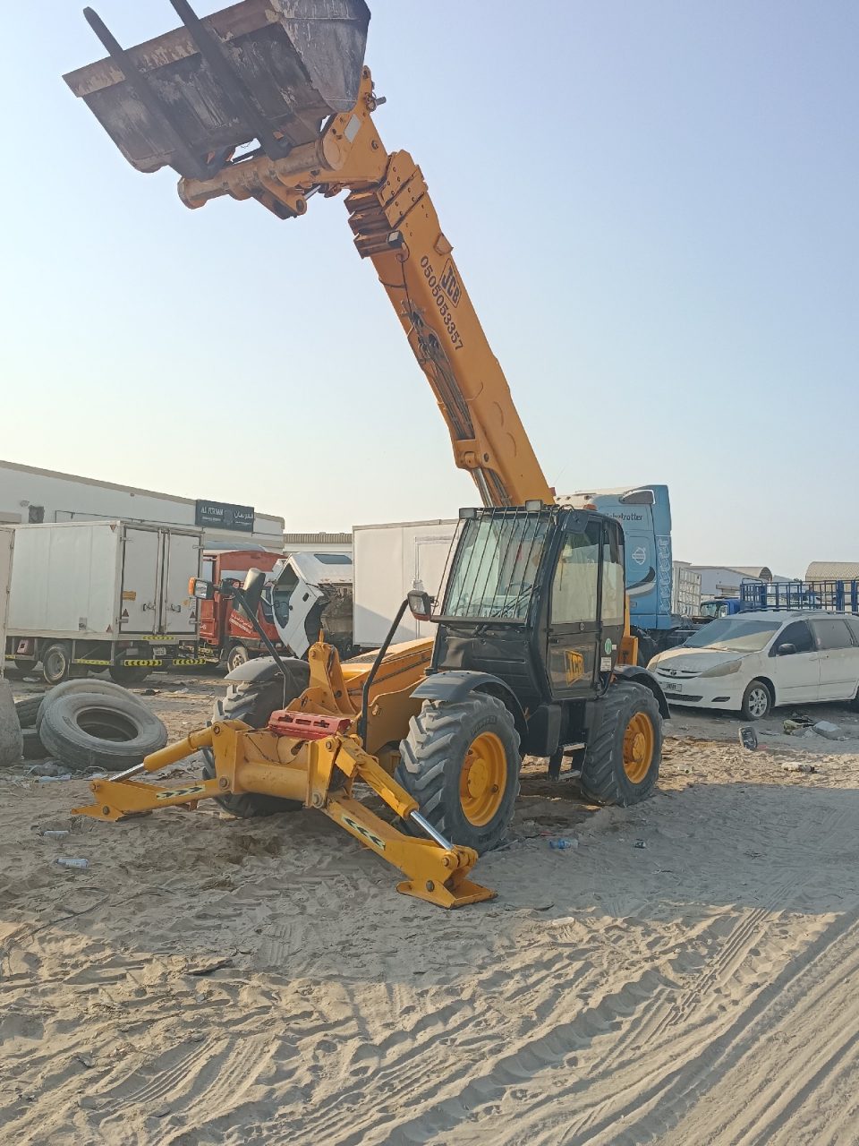 Boom Loader — photo 1 of 1