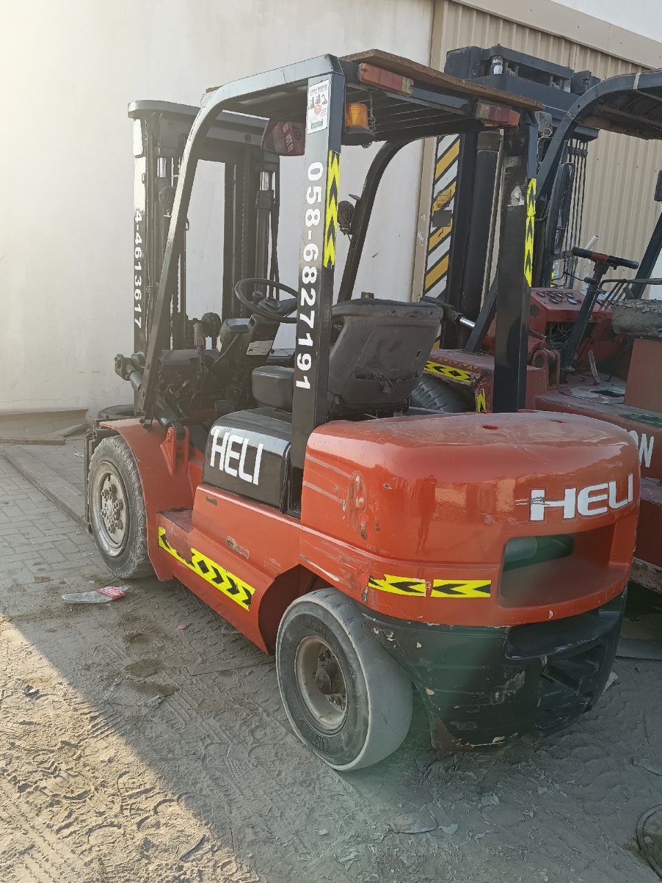 3 ton Forklift — photo 1 of 1