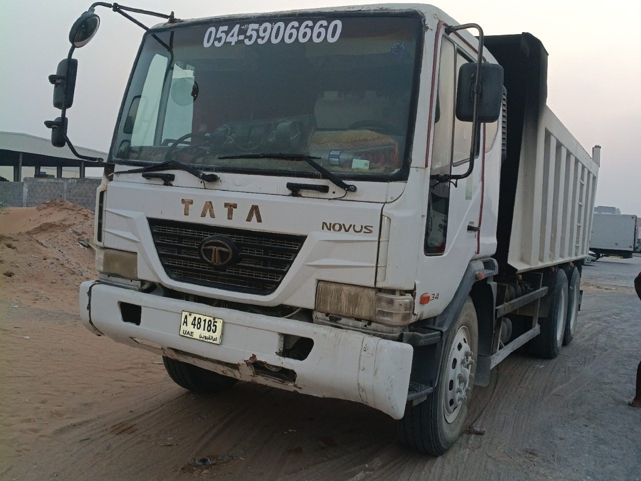 10 wheel Dump Truck — photo 1 of 1