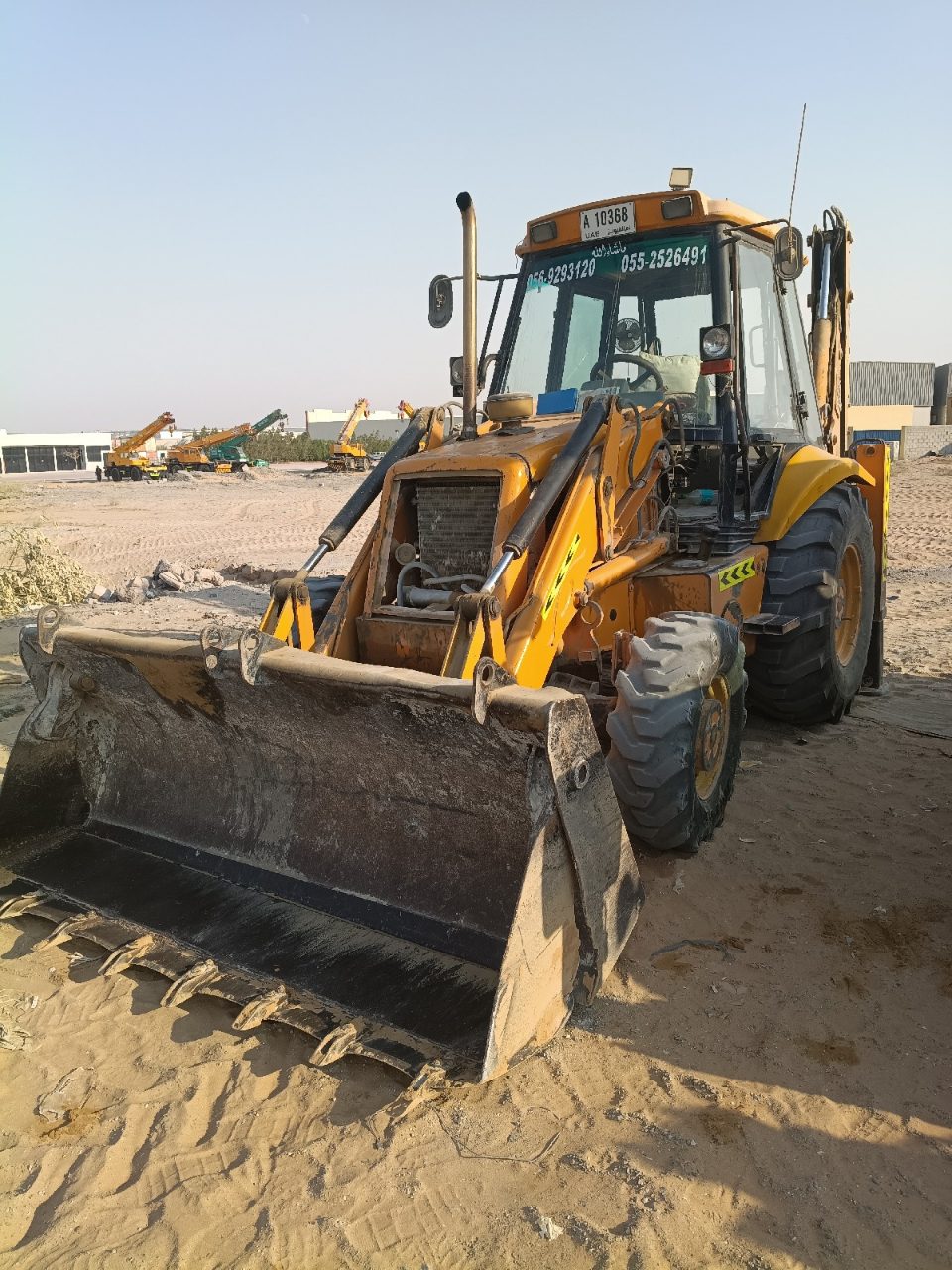 Backhoe Loader — صورة 1 من 1