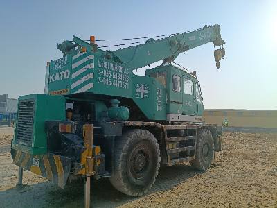 25 ton Crane