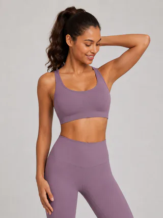 Seamless Cross-Back Sports Bra