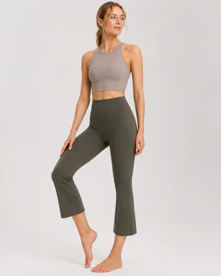 Women's High-Waisted Capri Flare Yoga Pants