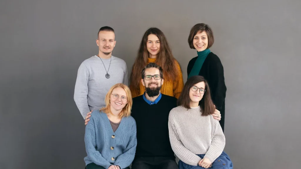Dan Krcha, Veronika Pasterná Szemlová, Vendula Velísková, Eliška Oz, Libor Nemeškal a Adéla Kukalová (zdroj: animami.cz)