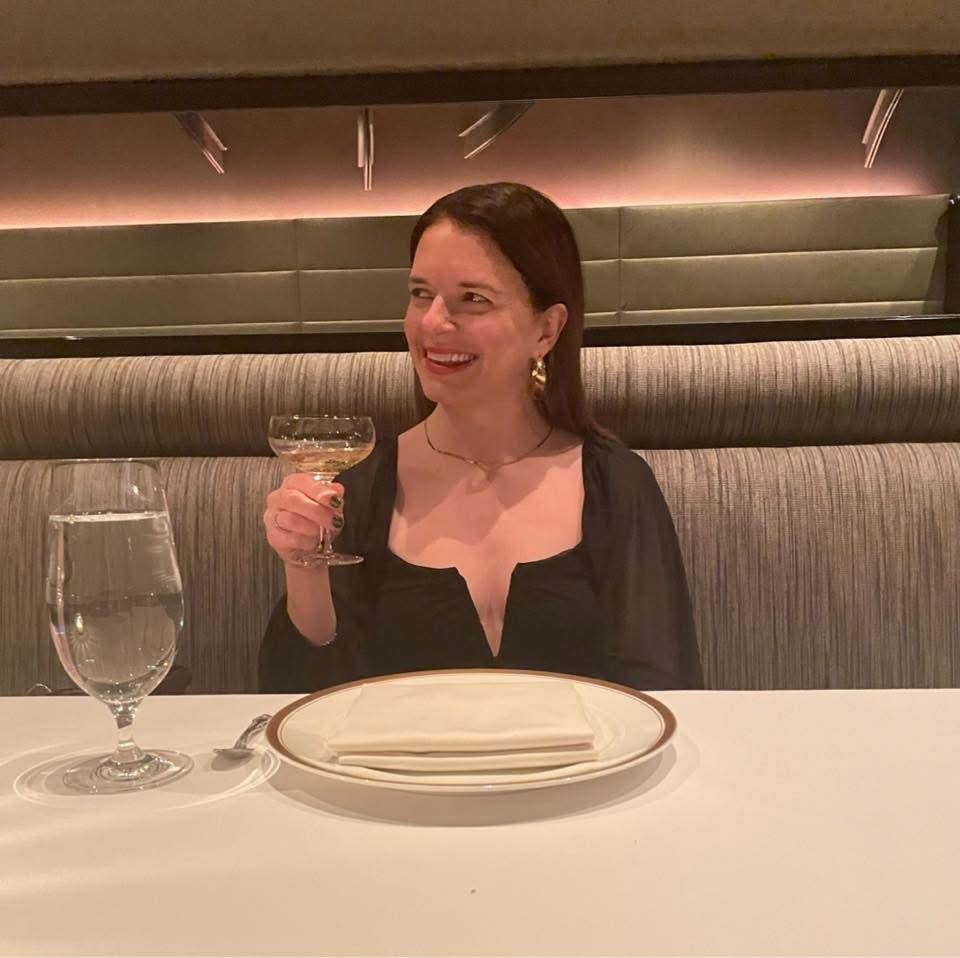 Photo of Suzanne Roth