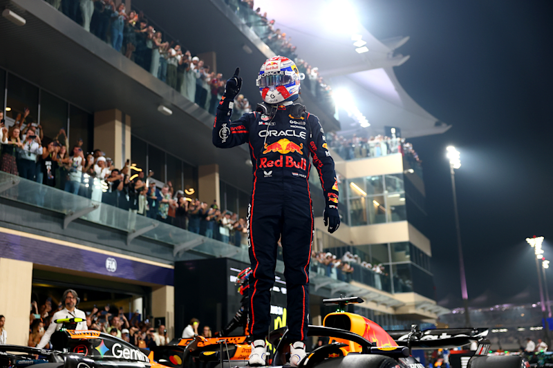 Verstappen takes pole for Abu Dhabi GP as F1 title showdown looms