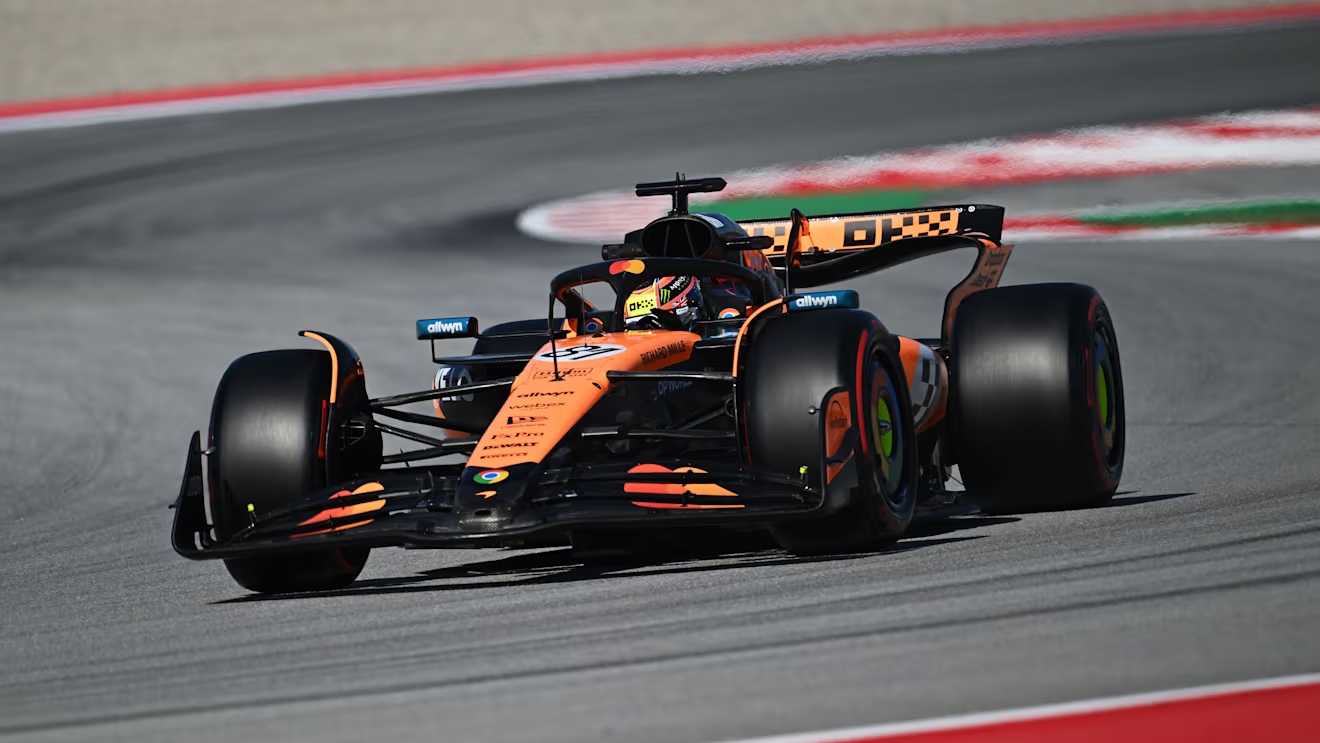 Barcellona FP2: Piastri in testa mentre Mercedes riprende vita