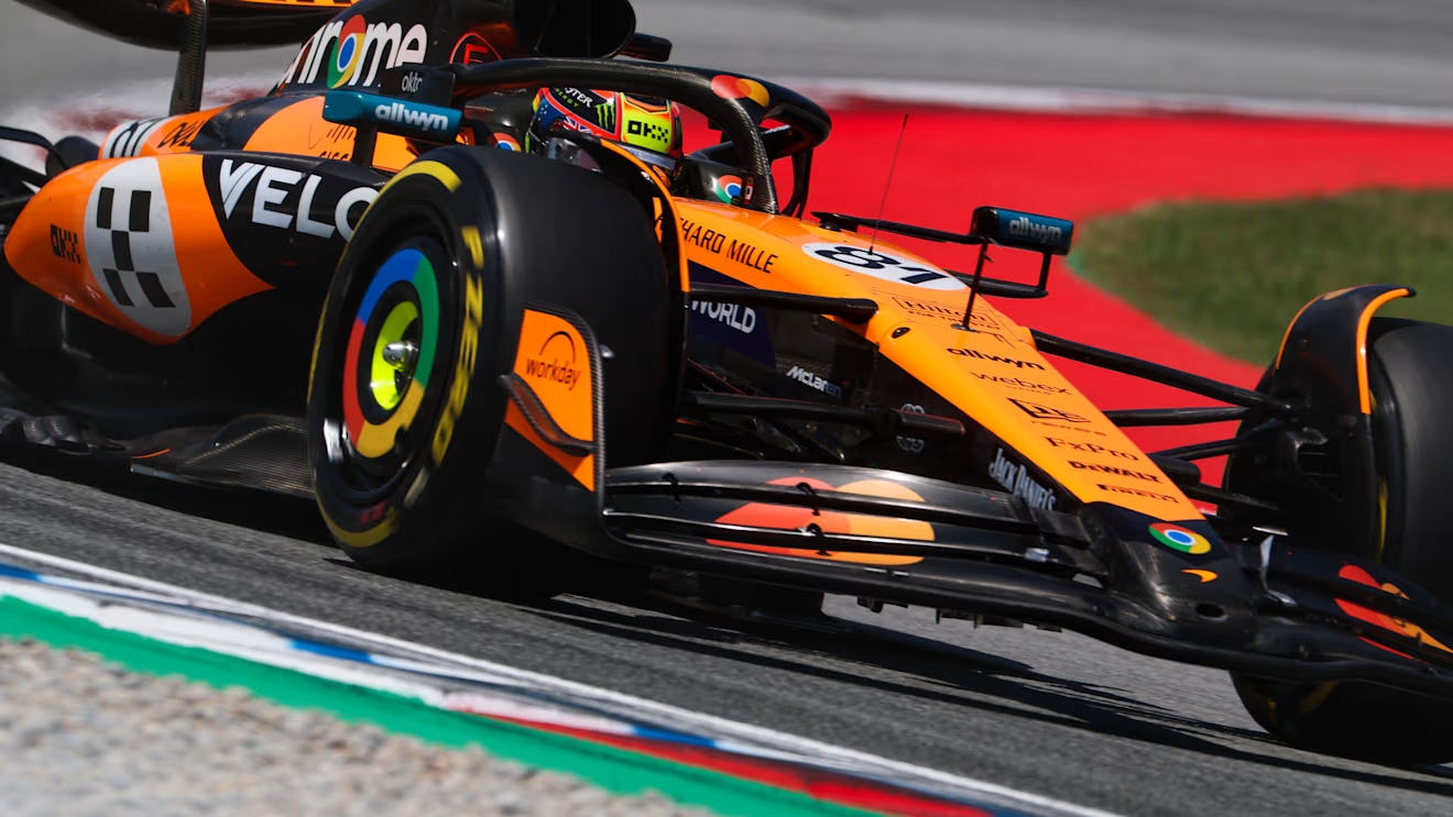 Barcellona FP3: McLaren domina l'ultima sessione con Piastri imprendibile