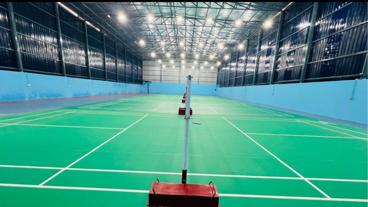 Badminton court at Badminton Sportyzo- Sector 62 in Sector 62, Gurugram, Haryana 122102, India - Professional badminton courts for weekend games and tournaments