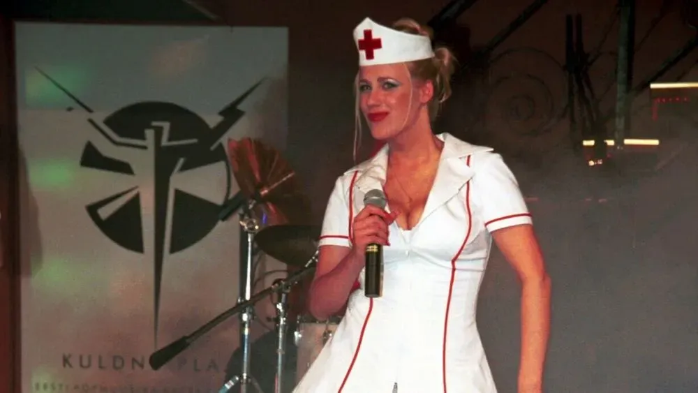 Artist "Push Up" artwork