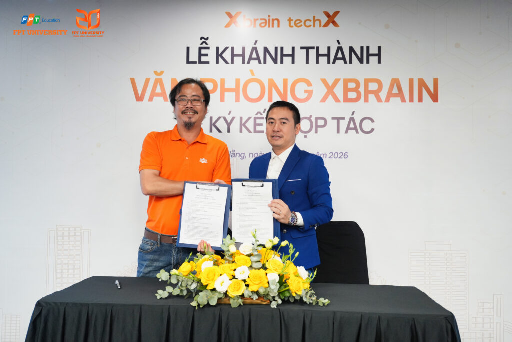 20 sinh viên Trường Đại học FPT Đà Nẵng nhận học bổng chương trình Cloud/DevOps chuẩn AWS từ XBrain