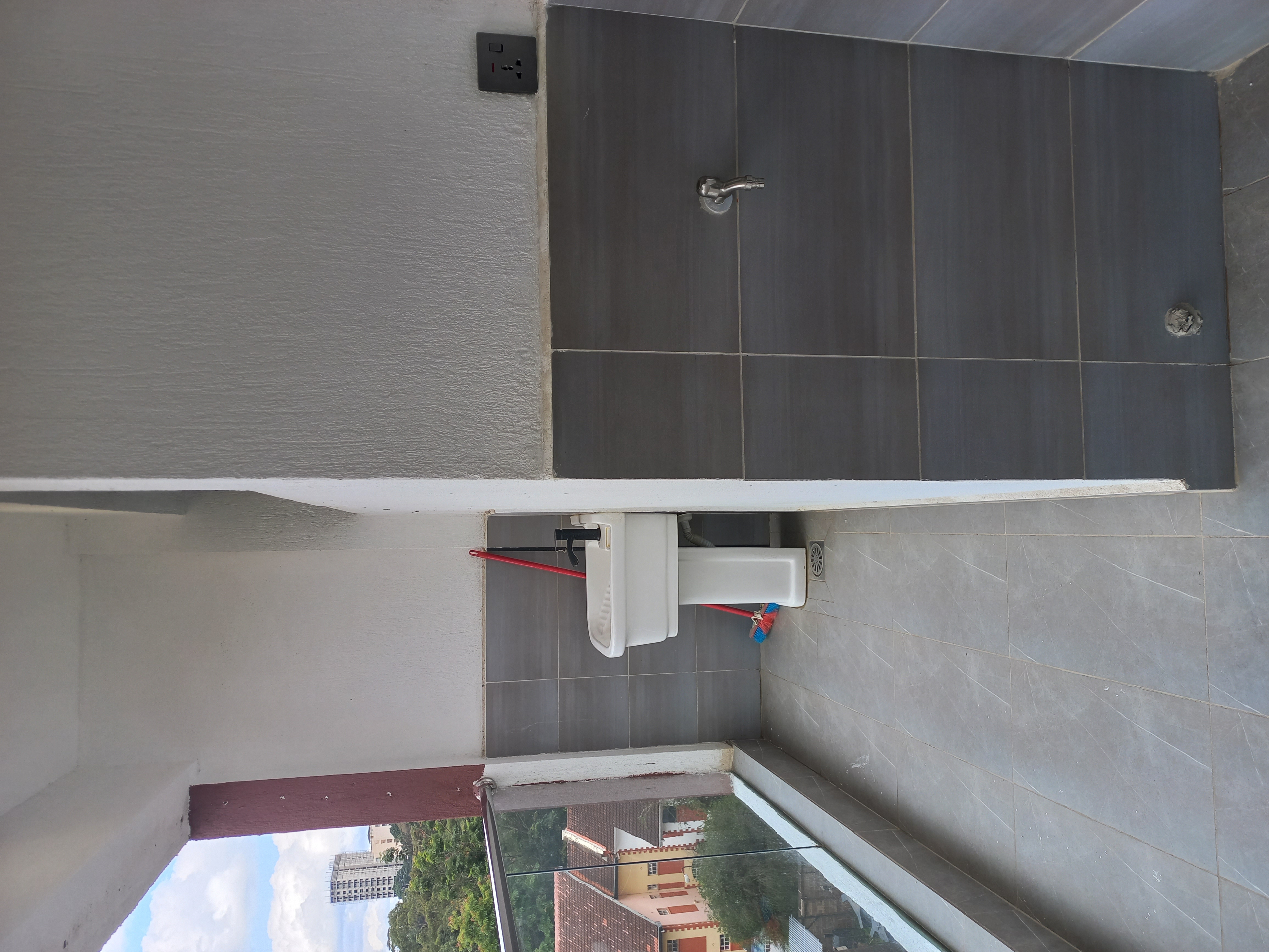 Lavington - Image 5