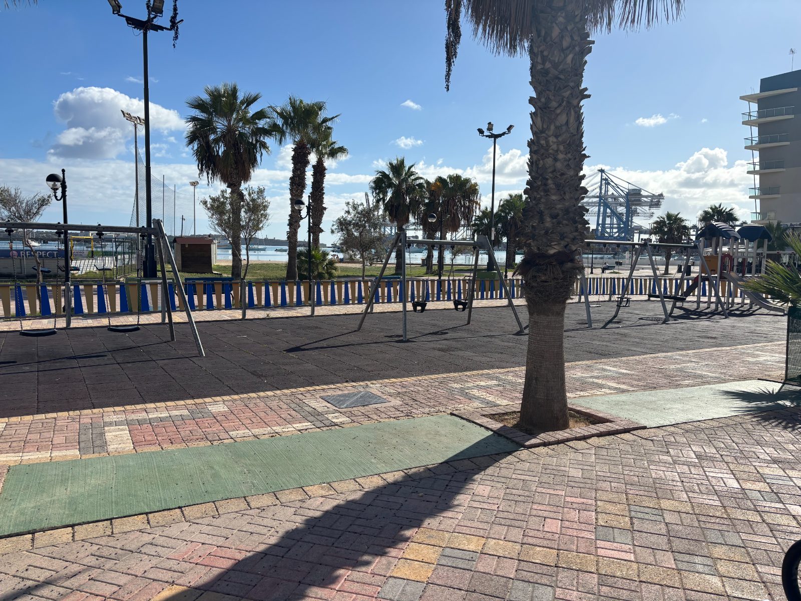 Birżebbuġa Seafront Park — photo 1