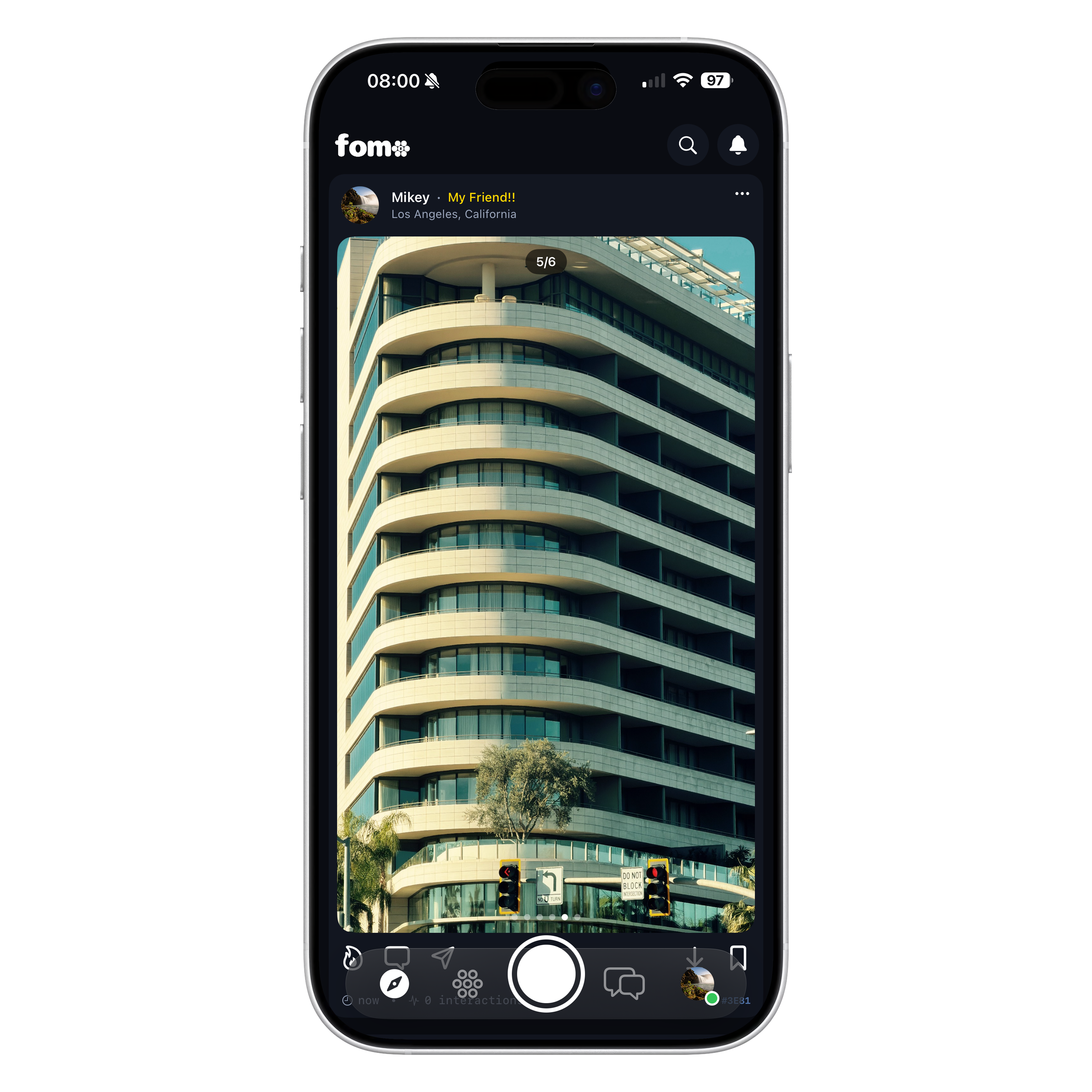 Multi-photo carousel post on fomo