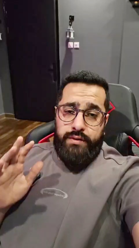 تبي تعرف شلون تستخدم الذكاء الاصطناعي علق بأي كلمه و يوصلك الوصف #موشن #مونتاج #جرافيك_دزاين #كويت