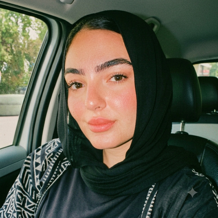 Make up by Mirnaaa