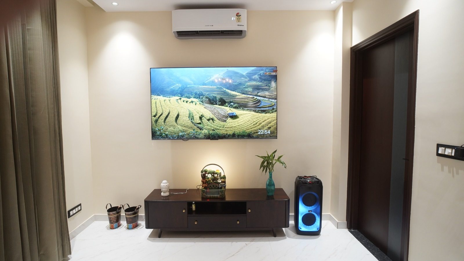 Property View 8