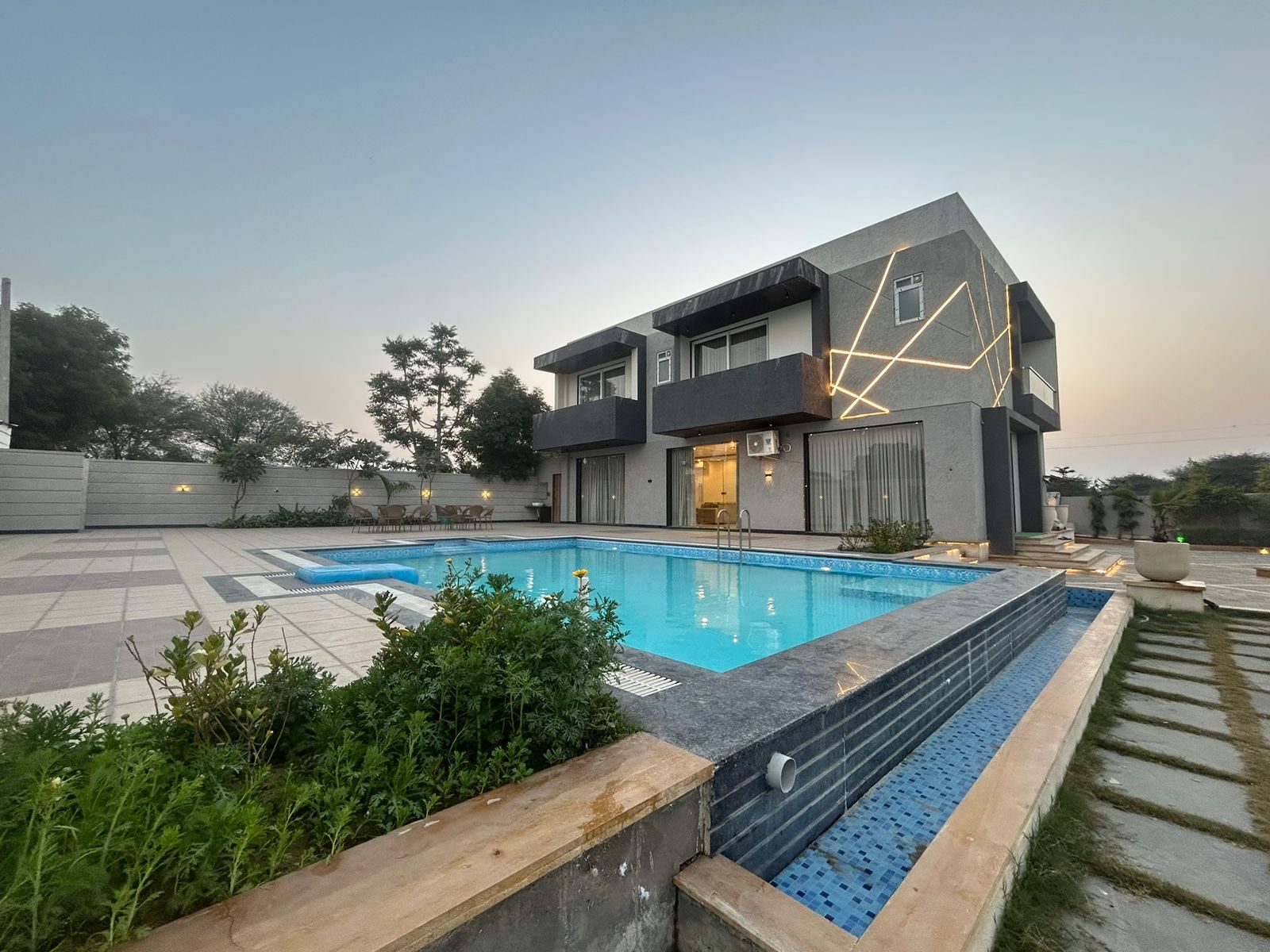 Property Main View