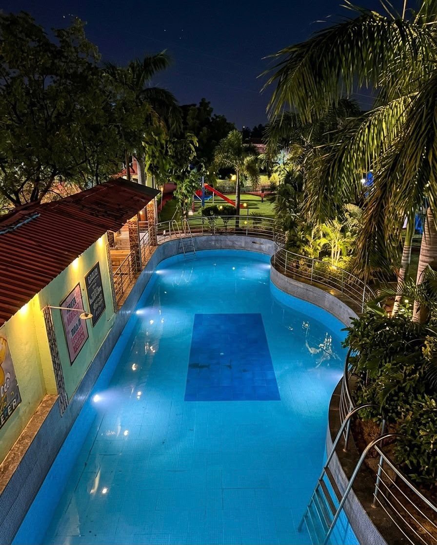 Private swimming pool and outdoor deck view at The Banglow Resort, Kalwar Road, Bhambori, Jaipur (Photo 6)