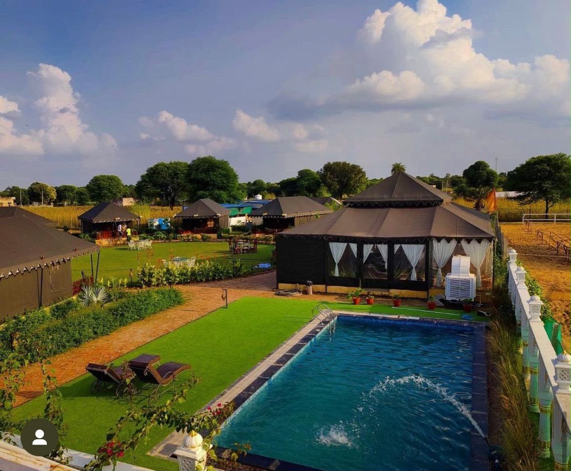 The Dream Resort - Private Pool Farmhouse in Kalwar Road, Gajadharpura, Jaipur