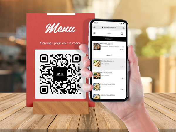 Client utilisant un téléphone rapidement