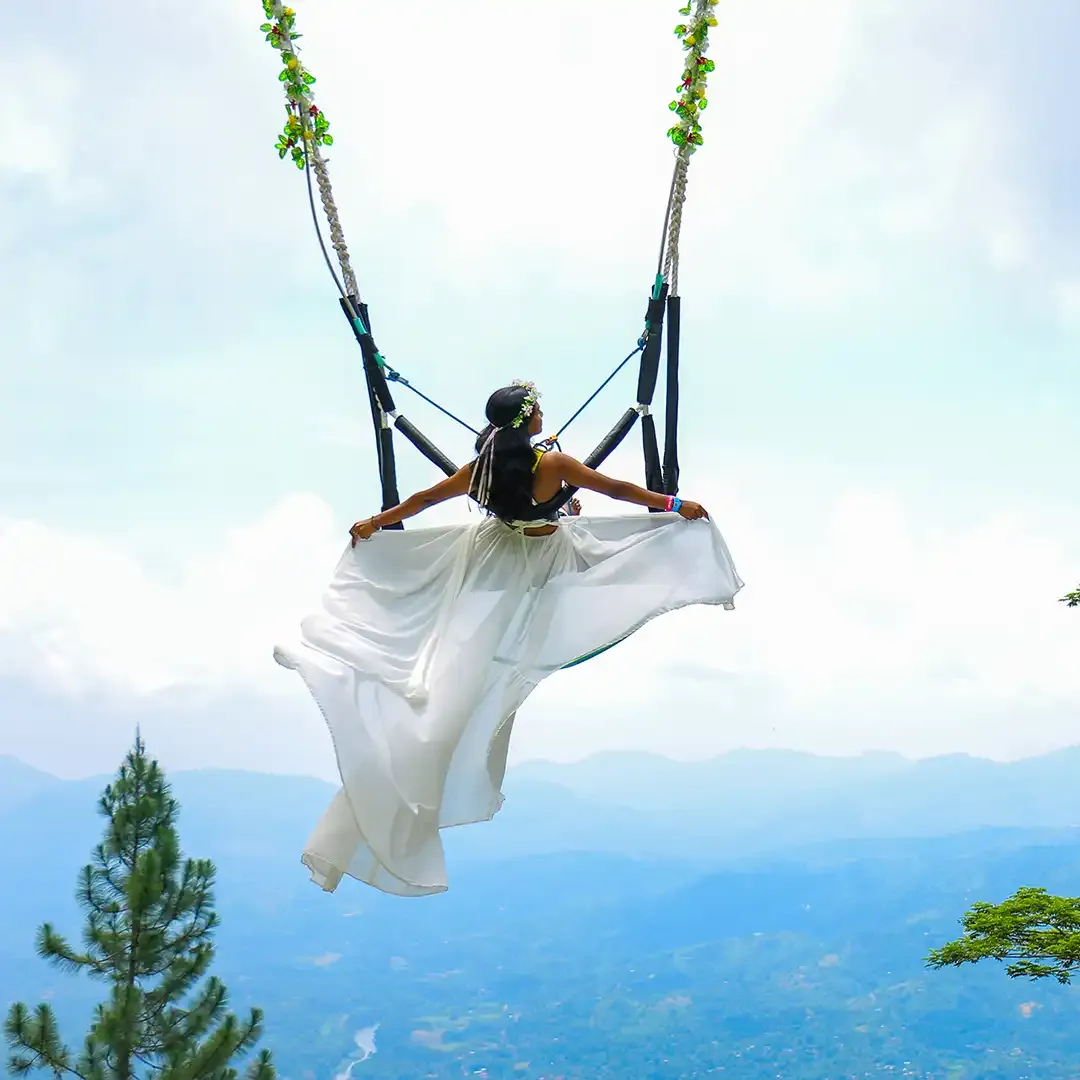 Amber Swing Ambuluwawa