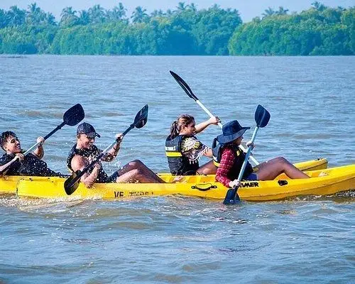 Canoeing in Pasikudah