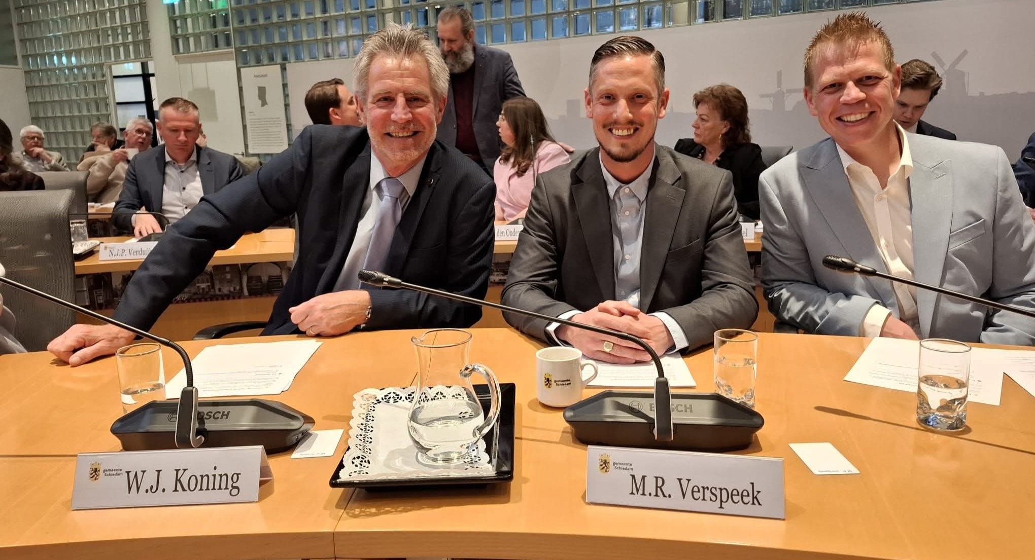 Raadsleden Lijst Mark Verspeek beëdigd in Schiedam