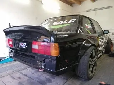 Lekki tył BMW E30