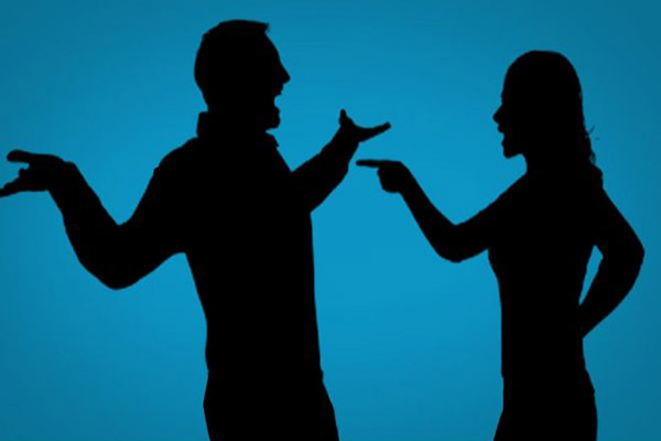 كيف أتصرف مع زوجي ومشاكل بداية الزواج؟