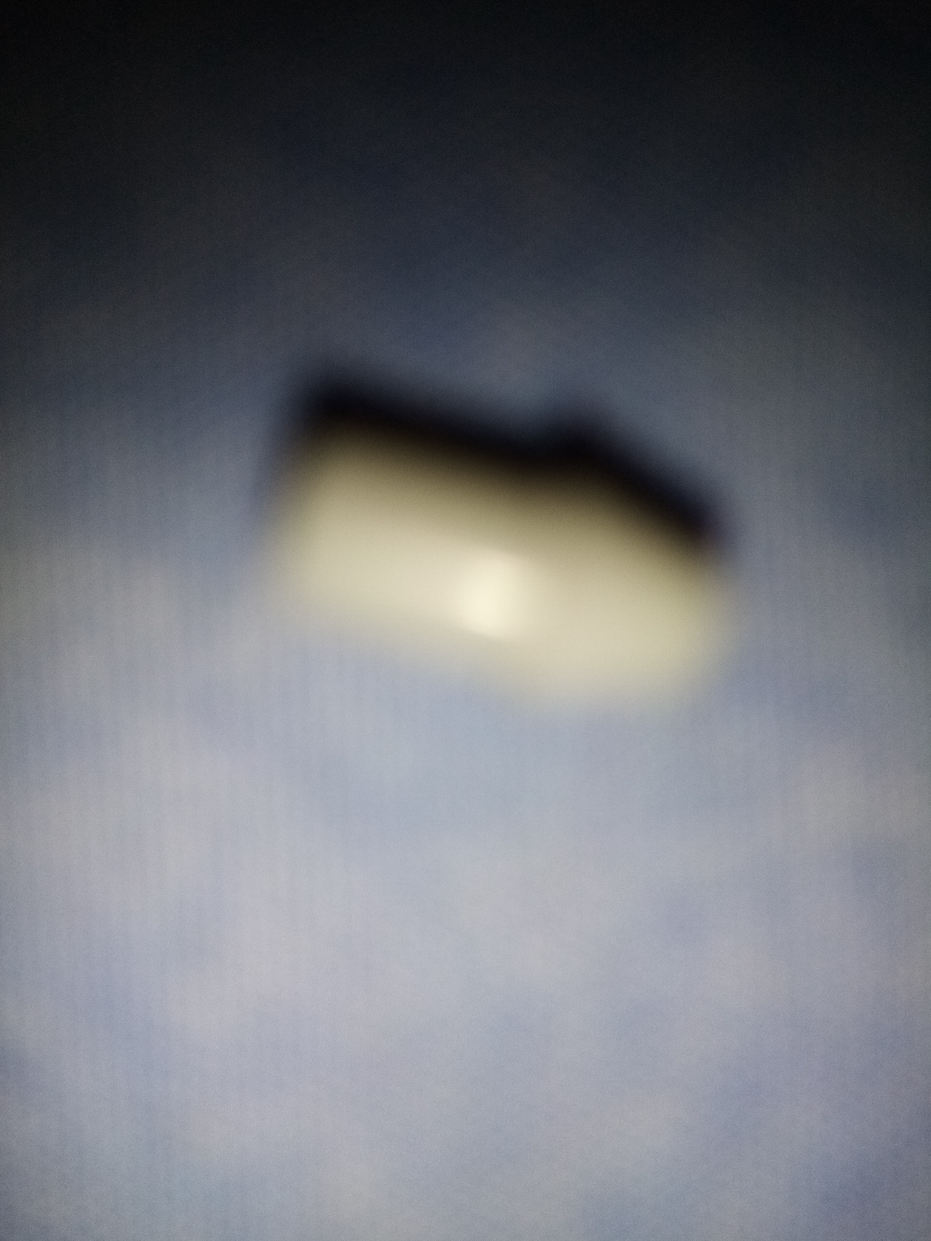 ماذا أفعل بعد ابتلاعي جزء من القلم؟