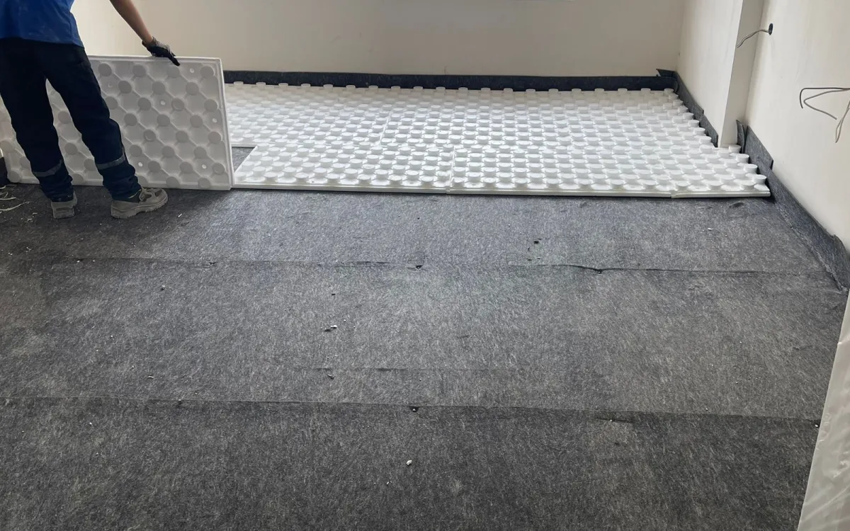 7mm -700 gr/m2 Yerden Isıtma Altı Ses Yalıtım Şiltesi Polyester Elyaf Keçe 3