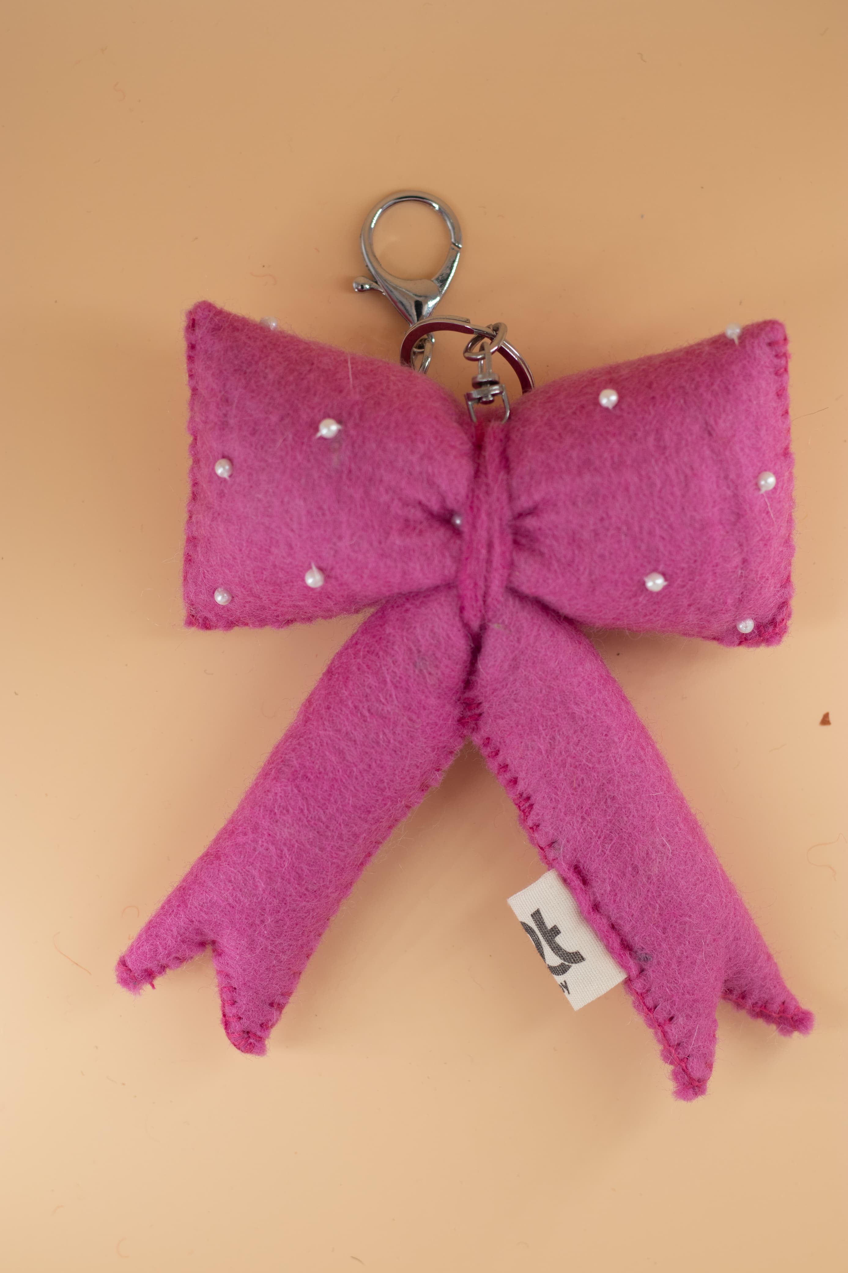 Chubby Mayju Bow Keychain
