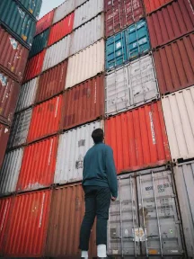 PERS CONTAINER