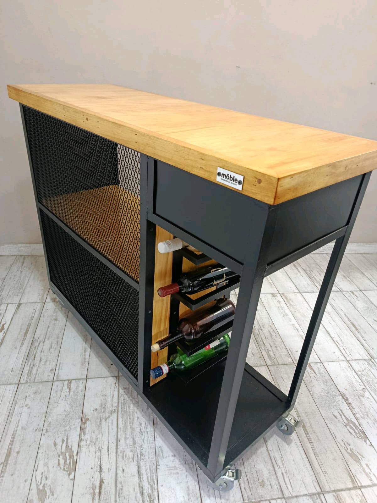 Barra Vinoteca Industrial 