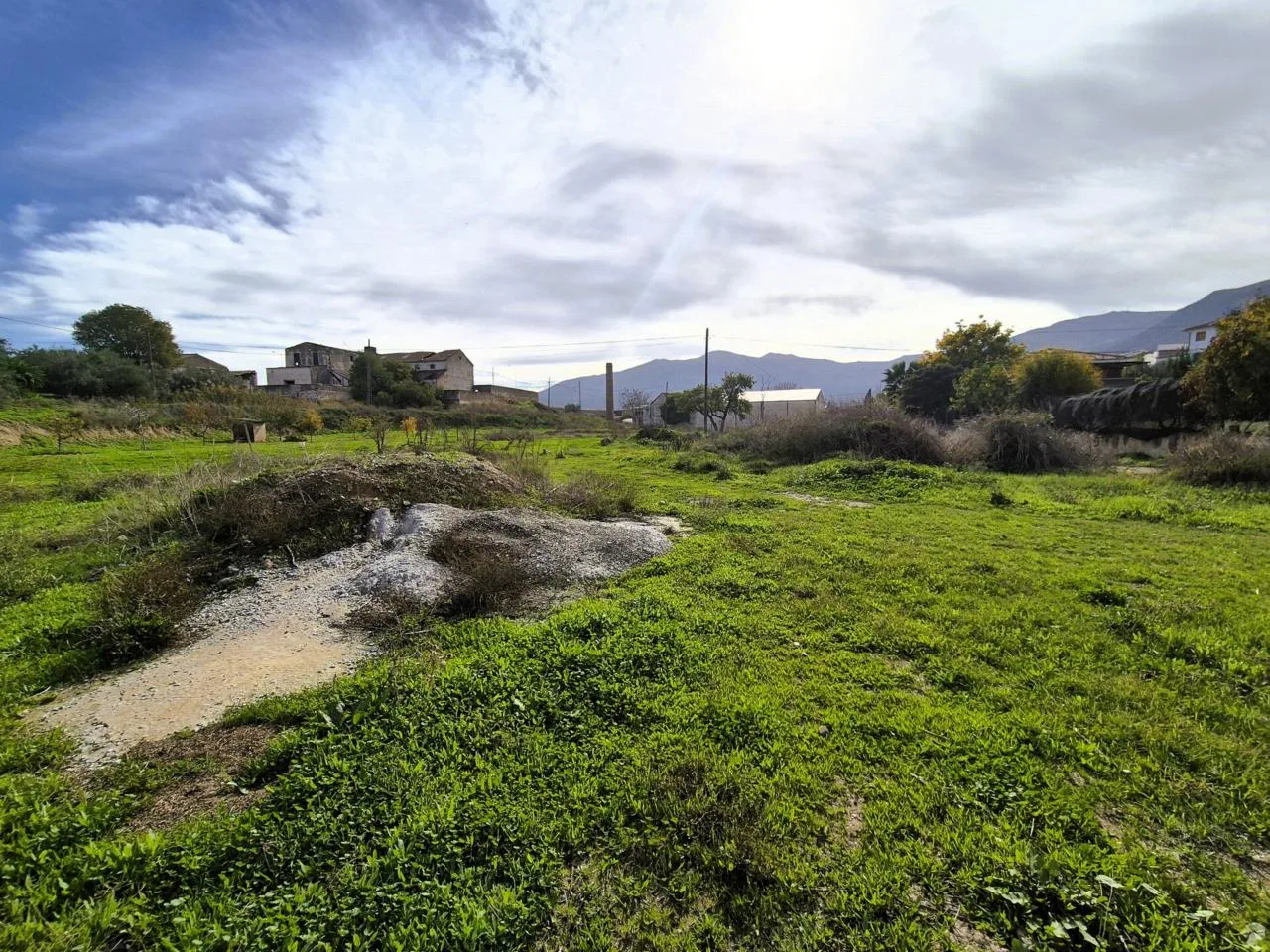 Exklusives Finca-Grundstück mit großem Potenzial in Huétor Tájar