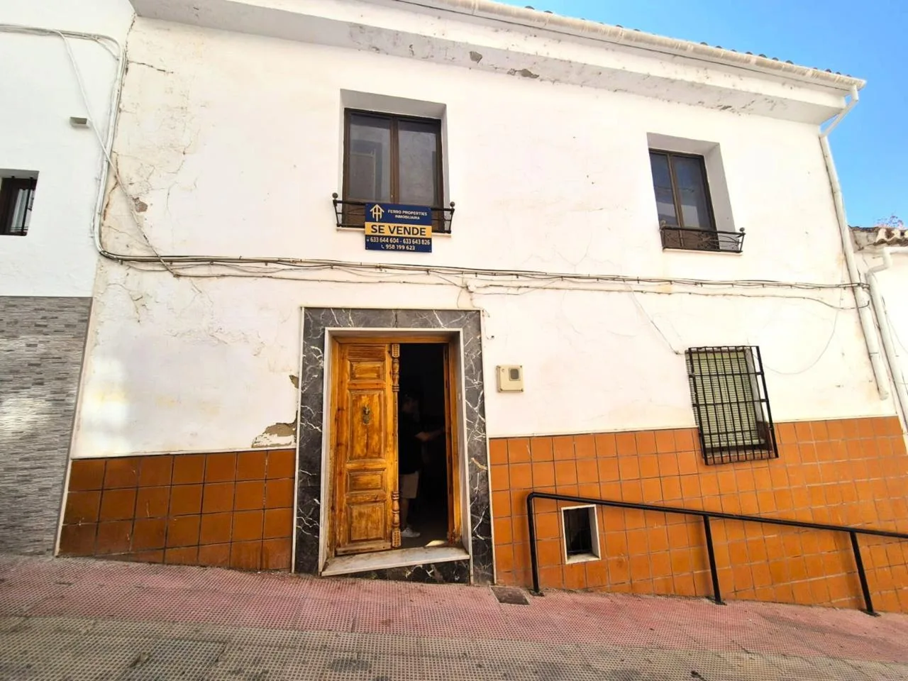 Stadthaus mit Historischem Charme und Weitblick in Algarinejo