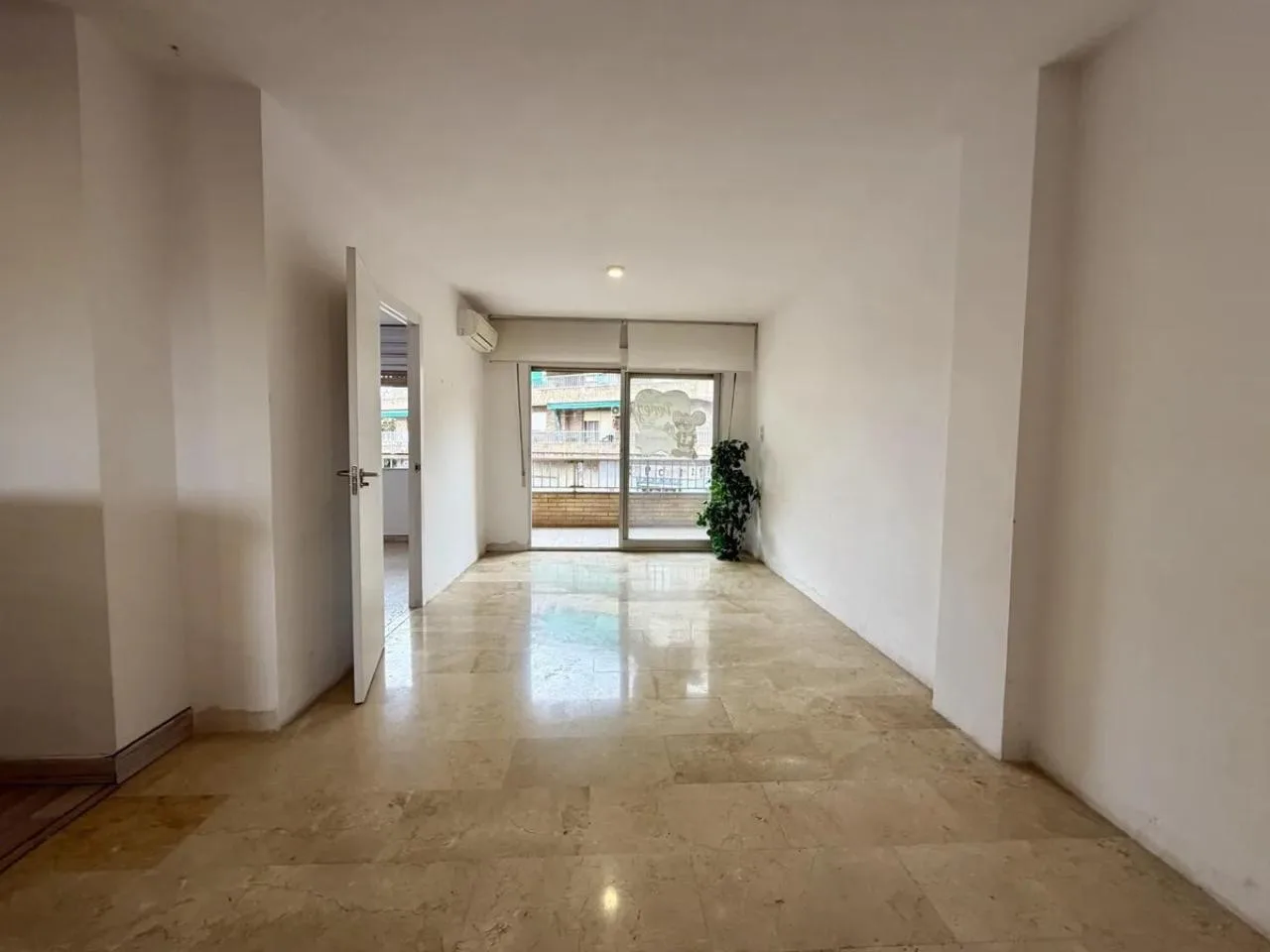 Helle Eigentumswohnung mit 44m² Privatterrasse in Pinos Puente