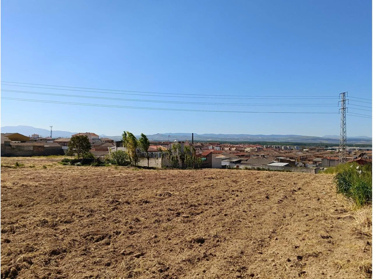 Großzügiges Baugrundstück in Atarfe: Premium-Investment nahe Granada