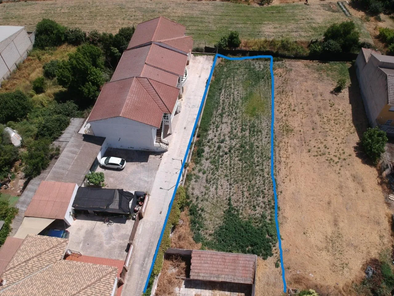 Solides Wohnhaus mit 1.040 m² Baugrundstück in Fuente Vaqueros
