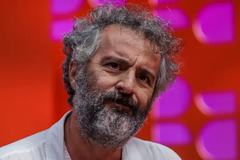Adirley Queirós