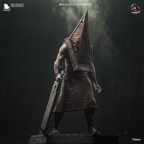 Pyramid Head - Silent Hill - Mídia 3