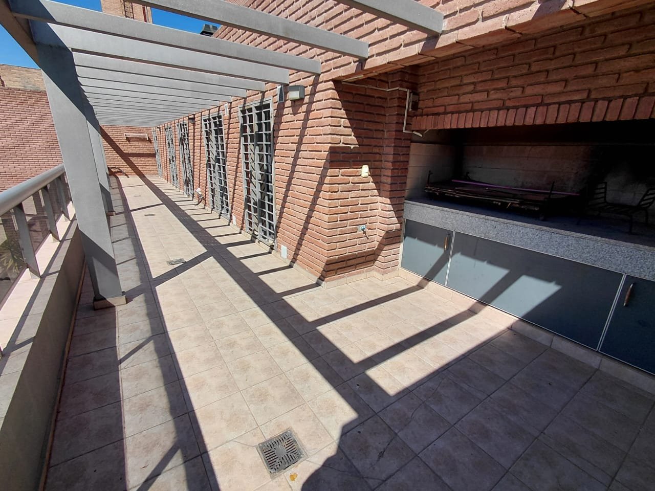 VENDO "INARCO 28" DEPTO 2 DORM C/ COCHERA Y TERRAZA PROPIA - ESQUIU 425 - GRAL PAZ