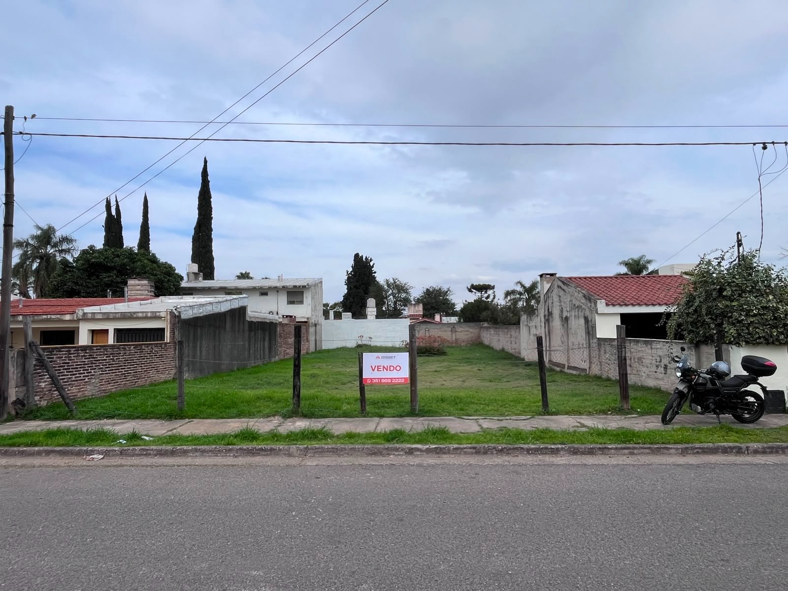 Gran terreno 560mts ideal desarrollo apto Duplex Marques de Sobremonte