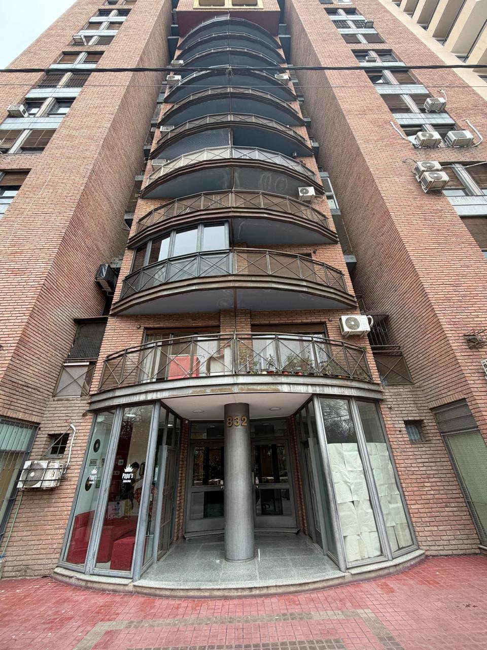 Alquiler Departamento de 1 Dormitorio con Seguridad 24 hs – Marcelo T. de Alvear 832