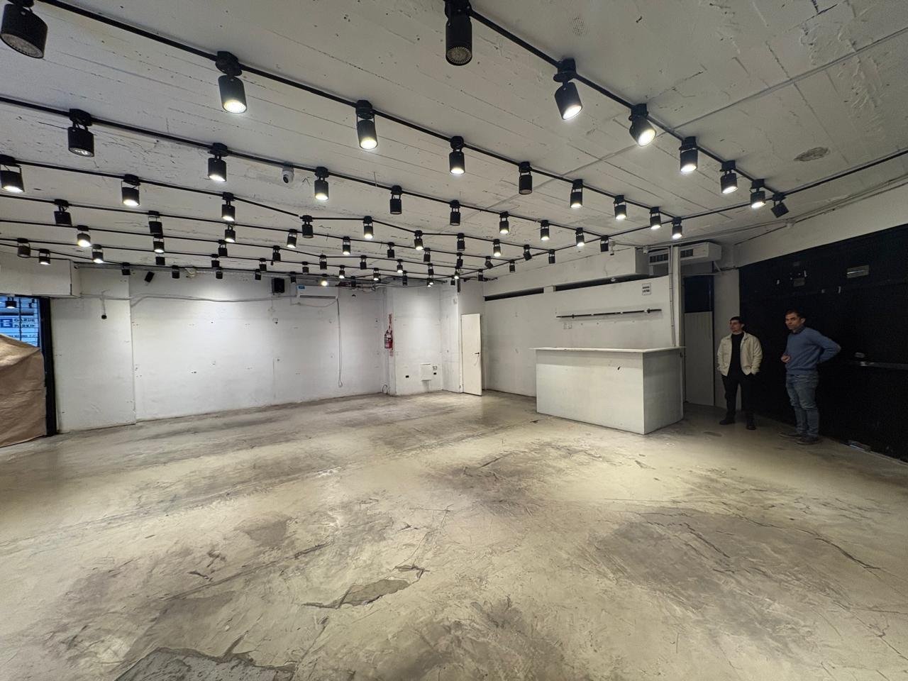 LOCAL COMERCIAL EN ALQUILER | CENTRO | EXCELENTE LUZ NATURAL - imagen 2
