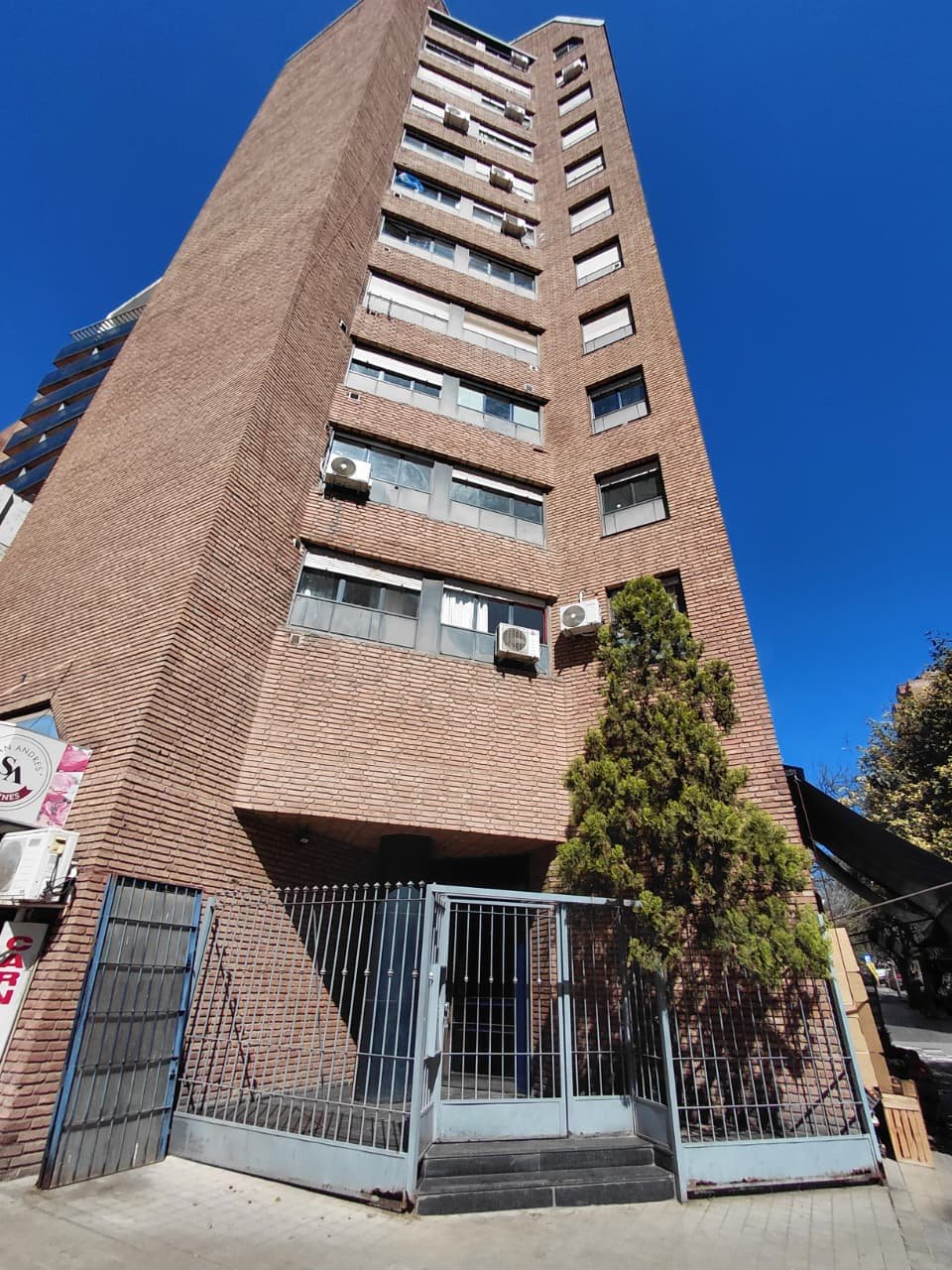 SAN LORENZO 402