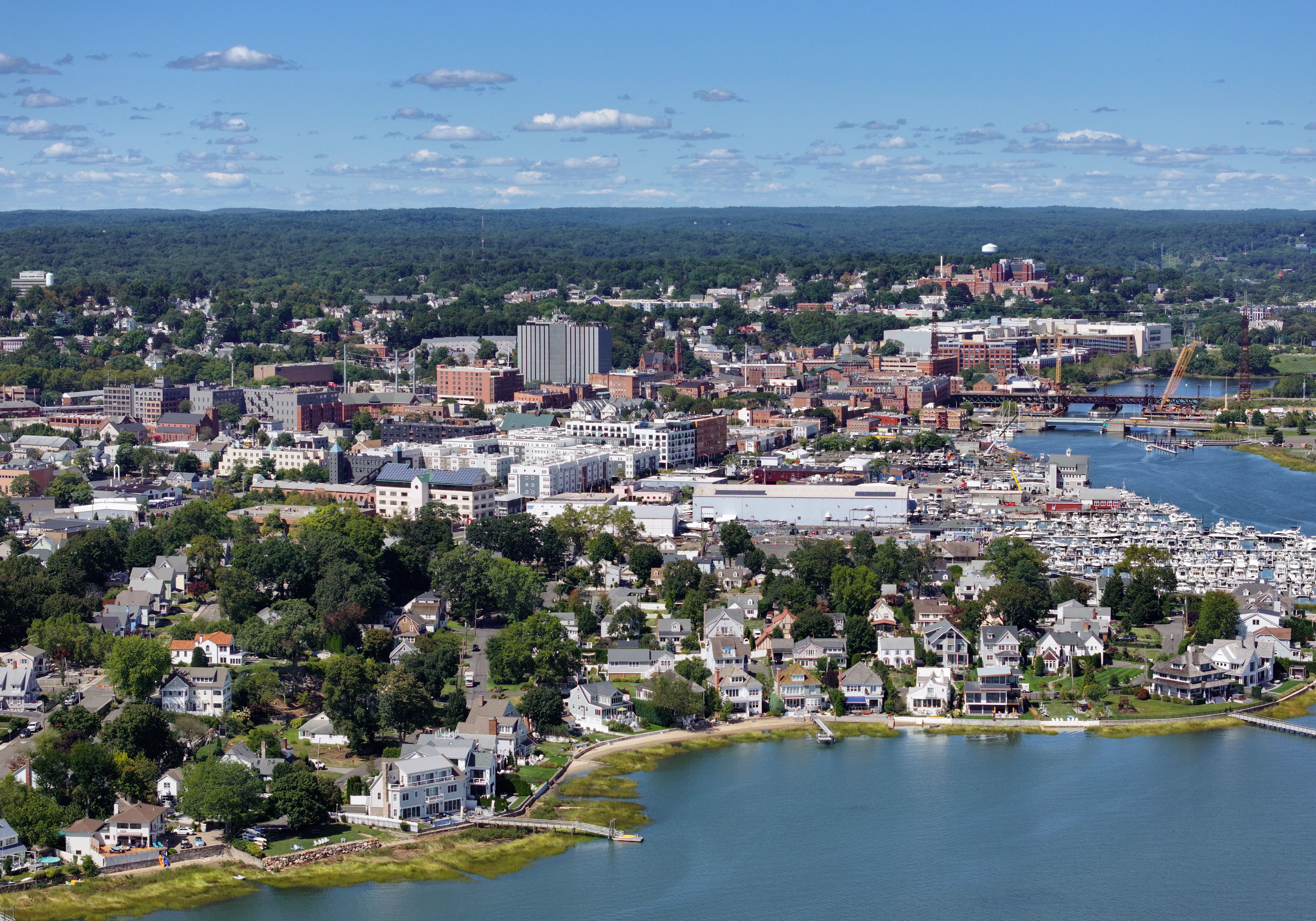 Garage door services in Norwalk