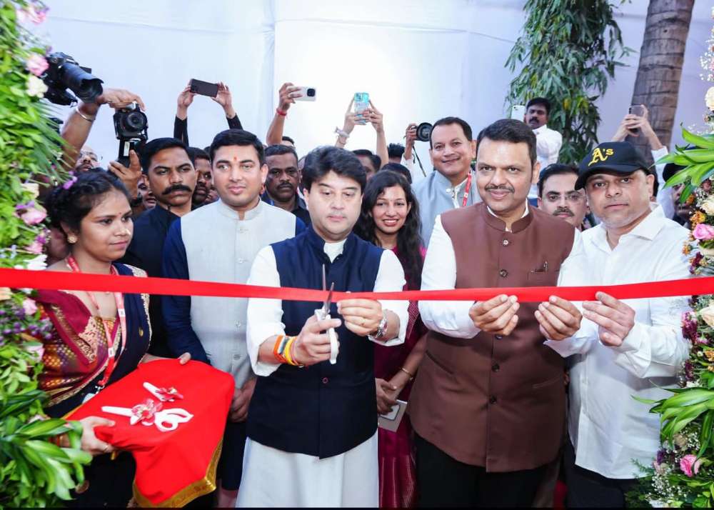 ‘जन सेवा कनेक्ट’ के तहत आधुनिक और फ्यूचर-रेडी अंधेरी आरएस पोस्ट ऑफिस का हुआ उद्घाटन।