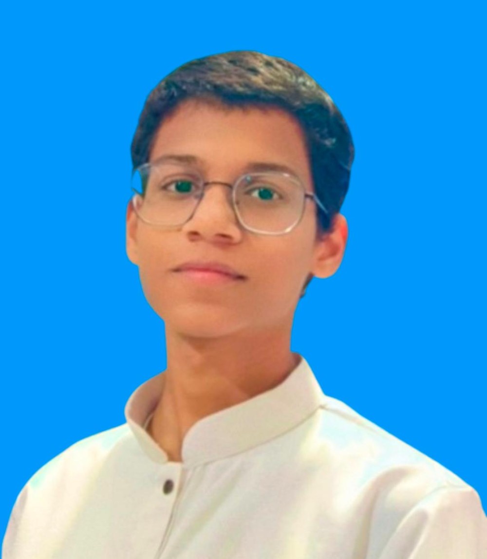 मिल्लत स्कूल के होनहार छात्र मोहम्मद तल्हा ने हिफ्ज़-ए-कुरआन के साथ SSC परीक्षा में हासिल किए शानदार 94% अंक